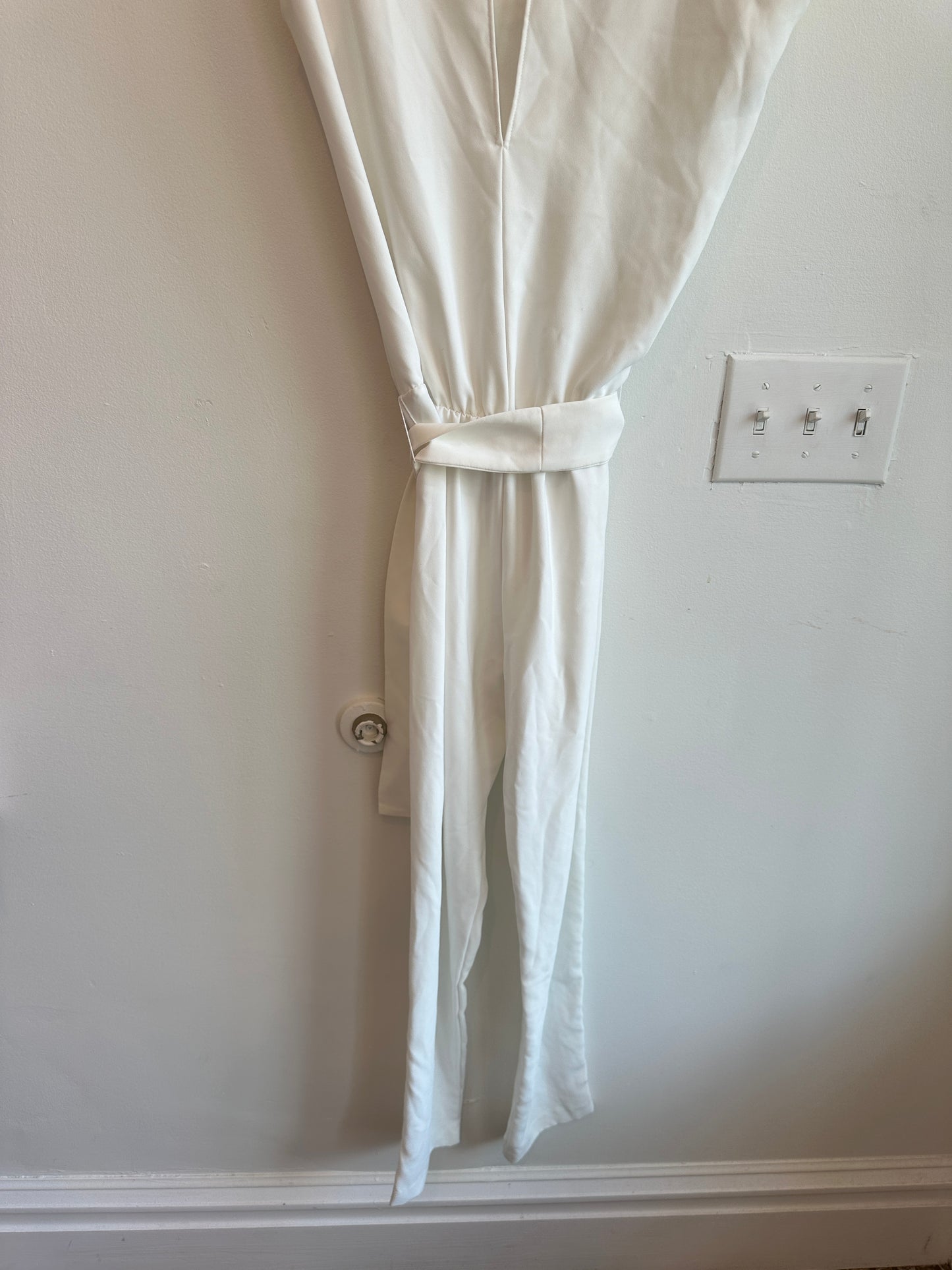 Amanda Uprichard Fabienne Jumpsuit in Ivory Size XS