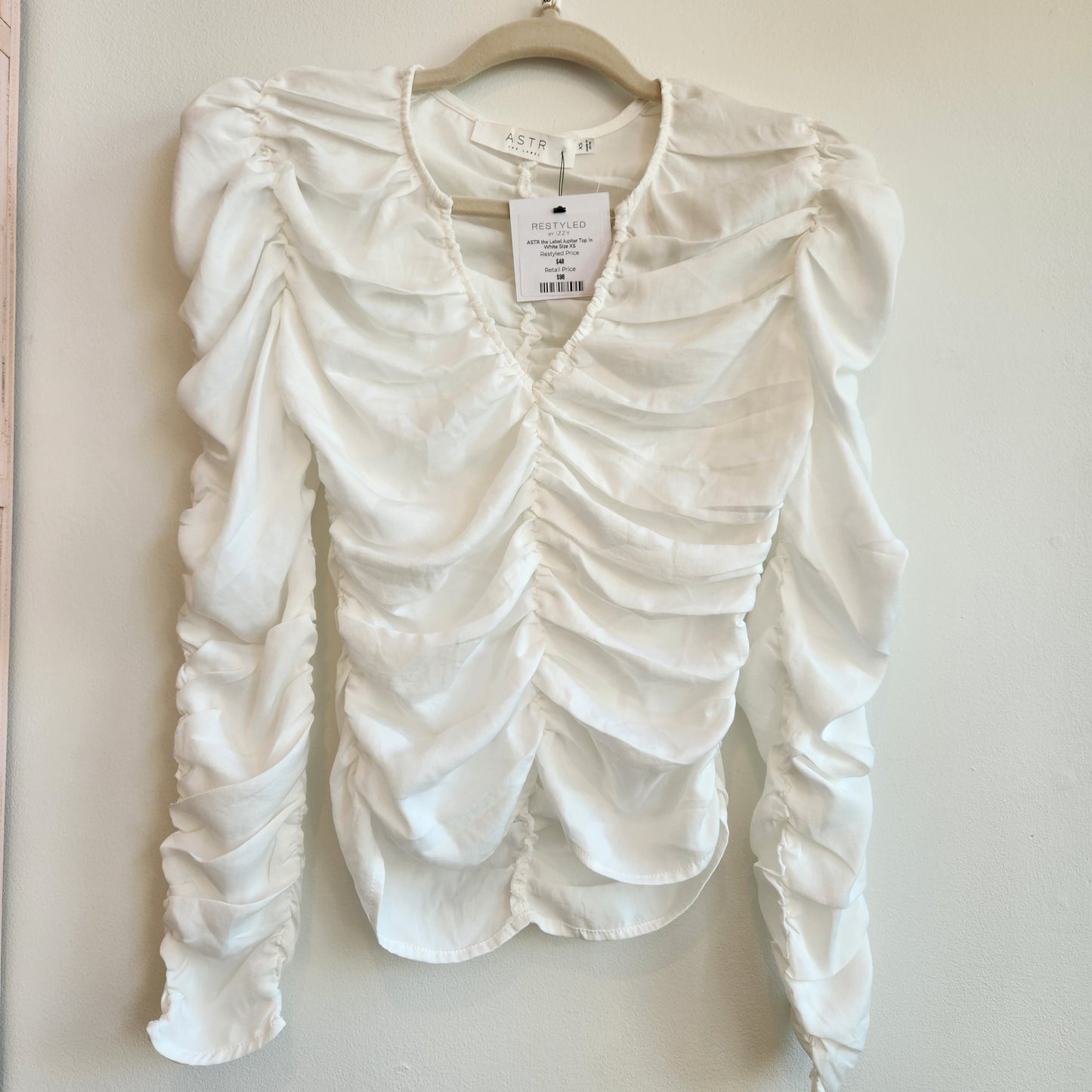 ASTR the Label Jupiter Top in White Size XS