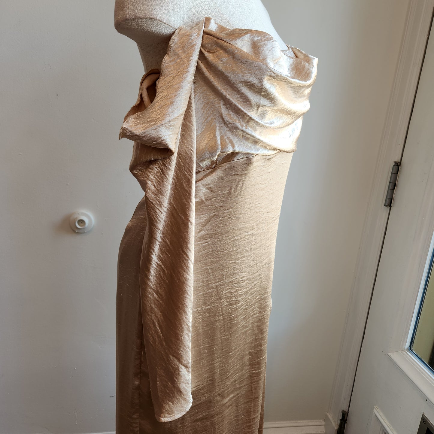 MAJORELLE Cecilia Midi Dress in Champagne Size S