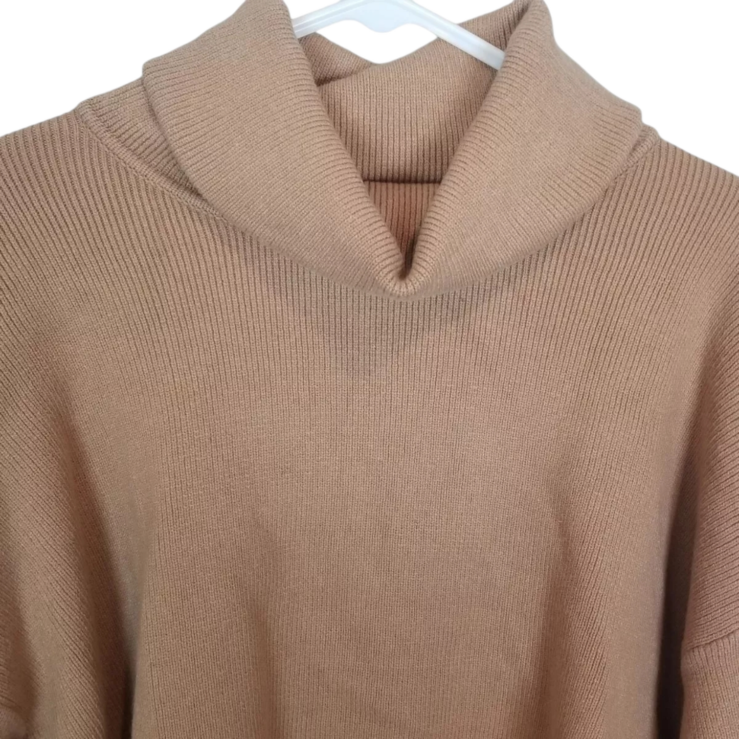 Lulus Womens size XS Tan Ribbed Knit Long Sleeves Turtleneck Pullover Sweater NWT